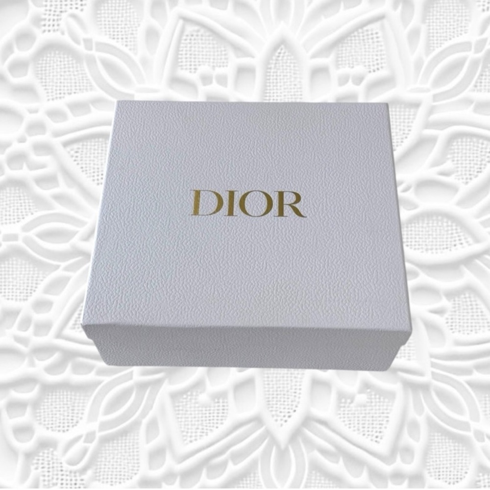 DIOR Gift Box 7.5X7X3.5"